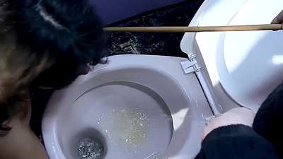 Hamba seks peribadi saya yang cantik Melanie Memphis. Dia hamba kegemaran saya, dia kelihatan tidak bersalah, muda, suka seks dubur, main peranan, dan saya boleh menggunakannya bila-bila masa saya mahu. Bahagian 1.