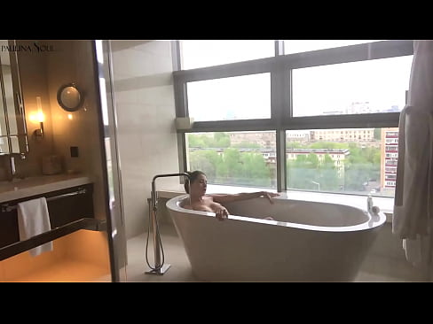 ❤️ Babe yang luar biasa ghairah jerking off dia di dalam bilik air ❤️❌ Lucah cantik di lucah ms.mass-pr.ru ☑